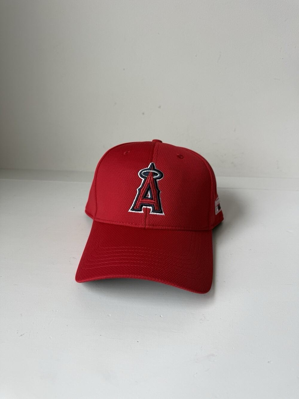 Los Angeles Angels Hat Cap Strap Back Mens One Size Red MLB Baseball Dad Hat